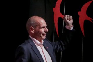 Το αντιδεξιό μέτωπο του Βαρουφάκη