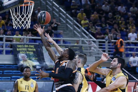 Ο Προμηθέας το πρώτο βήμα, 95-82 την ΑΕΚ