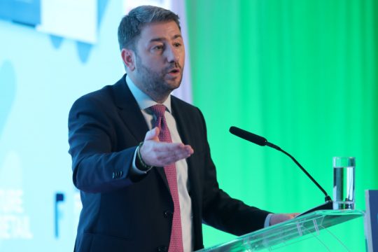 Ανδρουλάκης: ΝΔ και ΣΥΡΙΖΑ δεν έχουν στρατηγικό σχέδιο για το μέλλον της οικονομίας