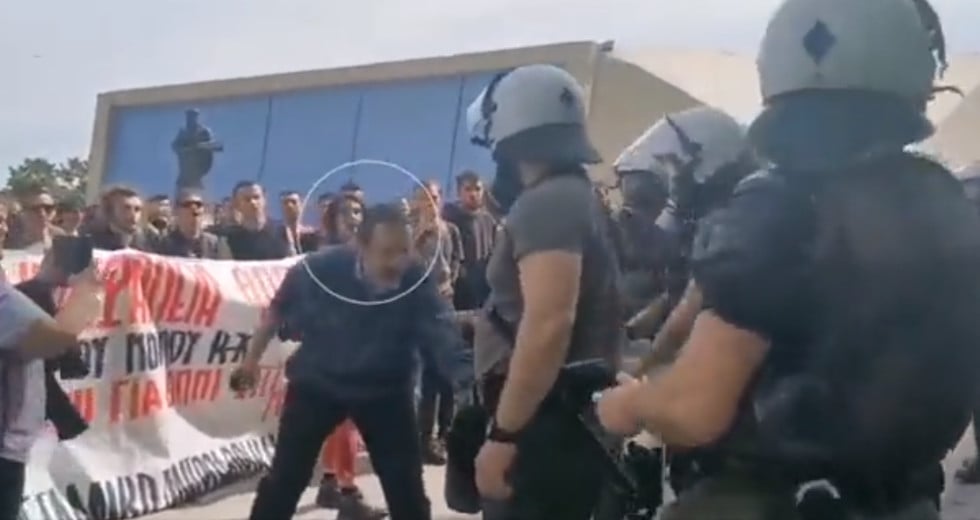 Στη Βουλή από τον Δ. Κουτσούμπα η δράση του «κυρίου» στο ΑΠΘ που προκάλεσε επέμβαση των ΜΑΤ