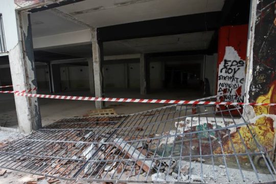 Εικόνες καταστροφής στο ΑΠΘ