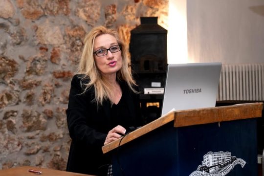 Το «Εμείς» στη θέση του «Εγώ»