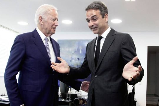 «Πρόεδρε, ιδού η χώρα σας»