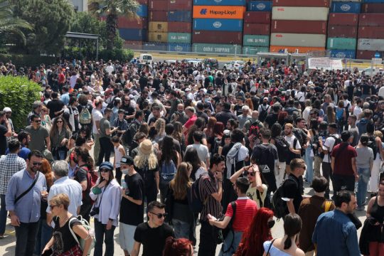 Η Εργατική Πρωτομαγιά στις προβλήτες της Cosco