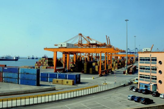 Κ. Αρσένης: Σταματήστε τις παράνομες εργασίες της Cosco στο λιμάνι