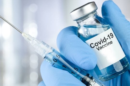 Ομάδες καρκινοπαθών έχουν μεγαλύτερο κίνδυνο λόγω Covid-19 παρά τον εμβολιασμό