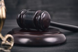 Σε υπόθεση #MeToo και ο σκηνοθέτης του «Σασμού»
