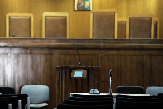 Ενστάσεις από ανώτατους δικαστές και εισαγγελείς, κινητοποιήσεις προγραμμματίζουν οι δικηγόροι