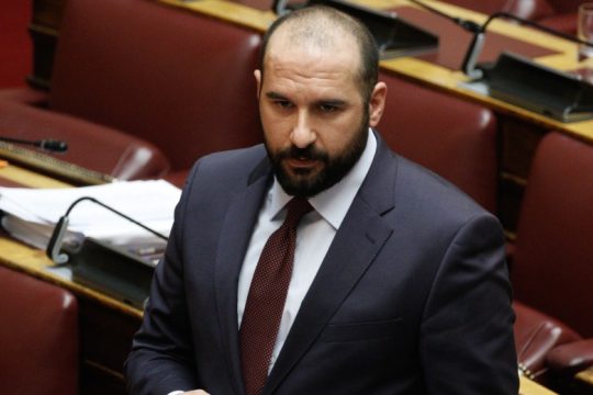 «Δέσμια των μεγάλων συμφερόντων στην ενέργεια η κυβέρνηση»