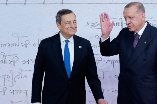 Ντράγκι καλεί Ερντογάν