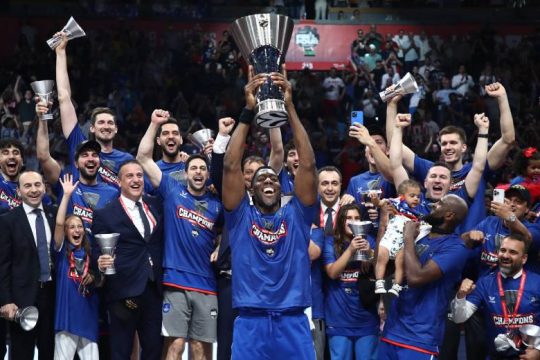 Έκανε το back-to-back η Εφές