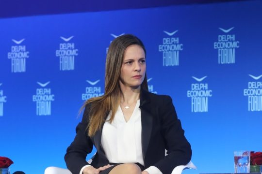 «Η μείωση του ΕΦΚ στα καύσιμα μπορεί να έχει αντανάκλαση στις τσέπες»