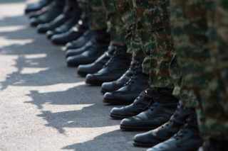 Στη Βουλή το ζήτημα με τον μισθό των φαντάρων