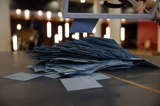 Διάτρητες οι εκλογές του ΚΙΝ.ΑΛΛ. στα Χανιά – Καταγγελίες και παραιτήσεις