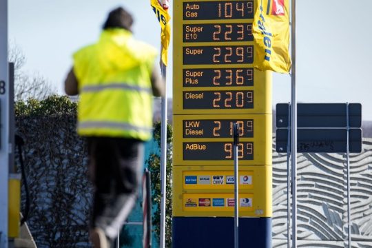 Ανοίγει ο δρόμος για ευρωπαϊκό εμπάργκο στο ρωσικό πετρέλαιο