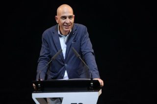 Ο Γ. Μόσχος ανοίγει παράθυρα στο σήμερα