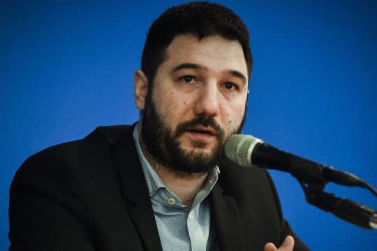 Ηλιόπουλος: Παραδέχονται ότι υπάρχουν μέτρα που δεν έχουν λάβει