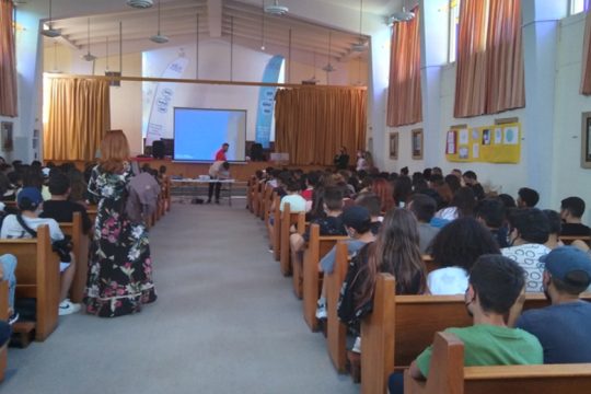 Έργα ζωγραφικής από μαθητές του Γυμνασίου Γουβών για τον σχολικό εκφοβισμό