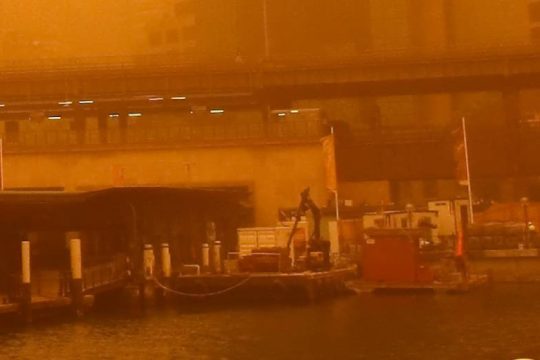 Δεκάδες στο νοσοκομείο λόγω νέας καταιγίδας σκόνης στο Ιράκ