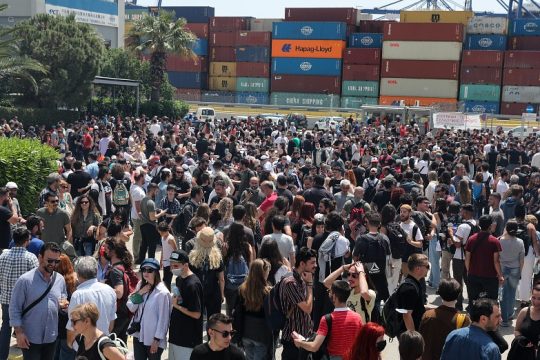 Η συνάντηση στο Υπουργείο και η πρόταση για ΣΣΕ καθορίζουν τη στάση των λιμενεργατών