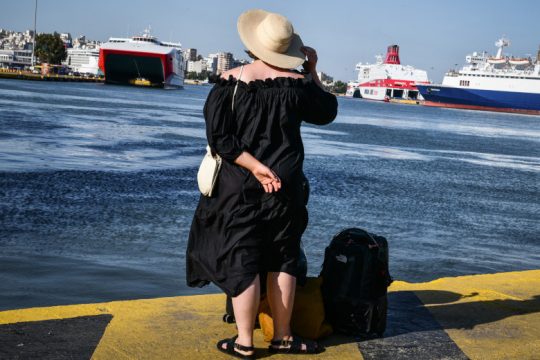 Κορονοϊός: 3.269 νέα κρούσματα, 10 θάνατοι, 176 διασωληνωμένοι