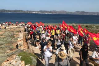 Εκατοντάδες αγωνιστές επισκέφτηκαν σήμερα τη Μακρόνησο