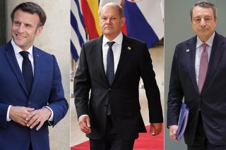 Η τριάδα του συμβιβασμού