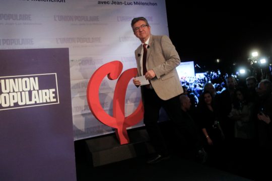 Διευρύνεται το αριστερό μέτωπο Μελανσόν – Συμφωνία και με τους Σοσιαλιστές