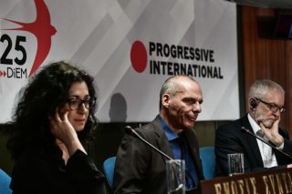 Με ιδεολογική γραμμή τη ρήξη στην κρίση