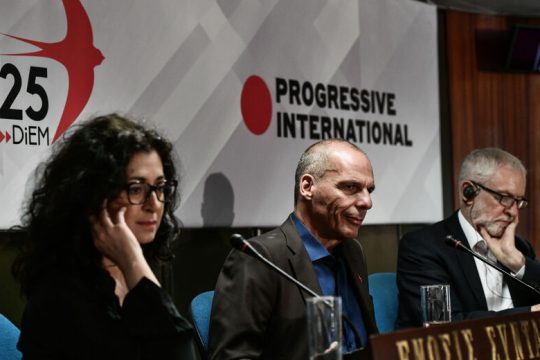 Με ιδεολογική γραμμή τη ρήξη στην κρίση
