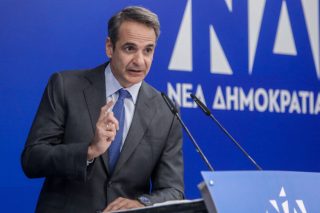 Κηρύσσει προεκλογική περίοδο