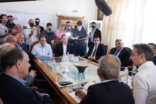 Κομματική στήριξη α λα καρτ: μια έξυπνη επιλογή για μια δημοτική αρχή