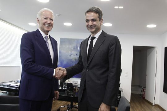 Συνάντηση στη «σκιά» των τουρκικών F-16