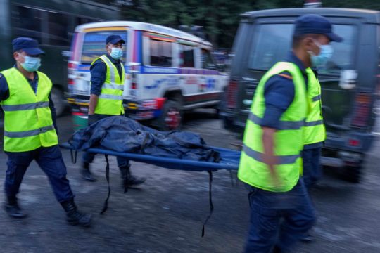 Συνετρίβη λεωφορείο με πιστούς στο Νεπάλ – Επτά νεκροί