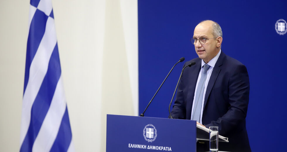 Τα fake news του κ. Οικονόμου