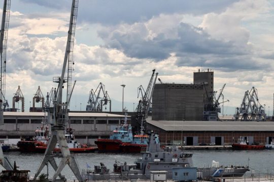 Δύο νέες γερανογέφυρες στο λιμάνι της Θεσσαλονίκης