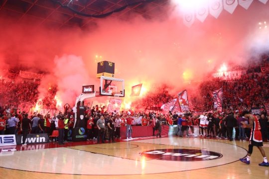 Ποινή μιας αγωνιστικής και πρόστιμο στον Ολυμπιακό για όσα έγιναν με Μονακό