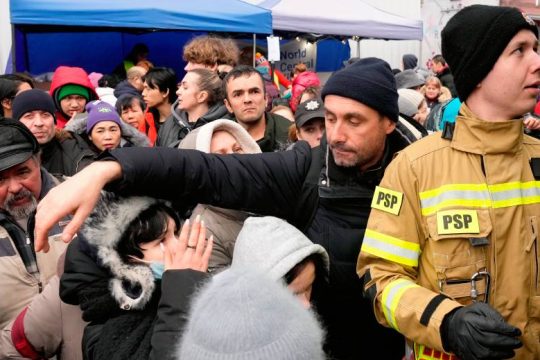 Η Κομισιόν θα συνδράμει εννέα ευρωπαϊκές χώρες για την υποδοχή Ουκρανών προσφύγων