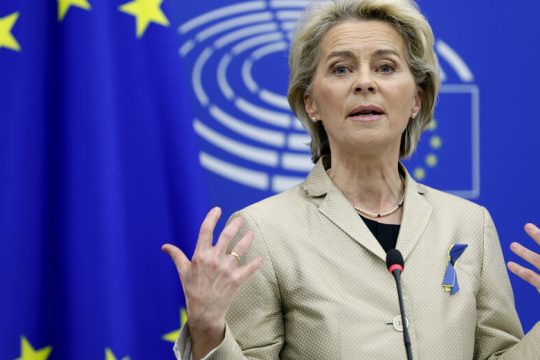 Η πρόεδρος της Κομισιόν