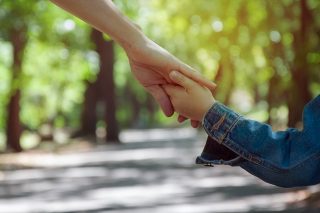 Παραδειγματική τιμωρία σε μια άψογη μητέρα γιατί… πανικοβλήθηκε