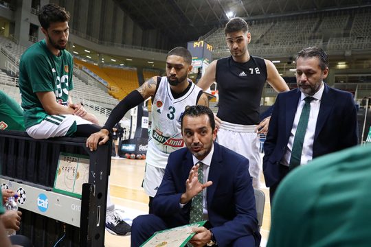 Πράσινη «καταιγίδα», «μπρέικ» η Λάρισα