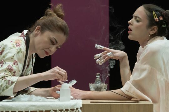 «Ηθελα να μιλήσω στη γλώσσα της γενιάς μου για το stalking»