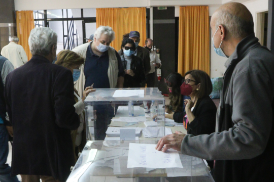Ψηφίζουν για όνομα, τοπικές – νομαρχιακές επιτροπές και αντιπροσώπους στο συνέδριο
