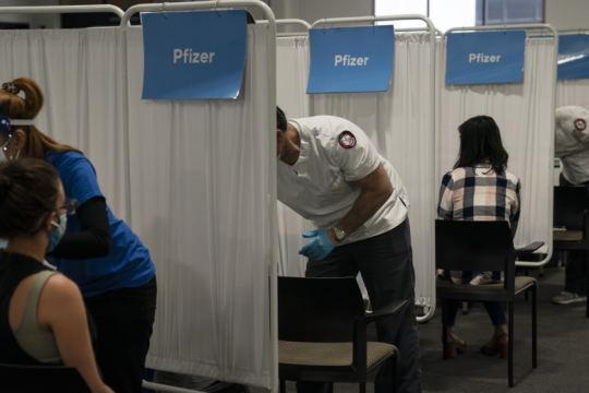 Αύξηση 61% στα κέρδη της Pfizer