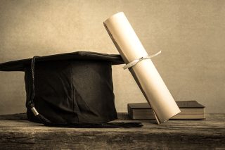Σπουδές που χορηγούν απευθείας τίτλο μάστερ