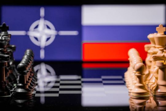 Σε τεντωμένο σκοινί οι σχέσεις της Ρωσίας με το ΝΑΤΟ