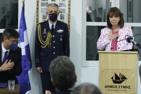 Επίτιμη δημότης Σύμης ανακηρύχθηκε η Κατερίνα Σακελλαροπούλου