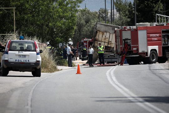 Εμβόλισε «παπί» με ηλικιωμένους και γύρισε να τους αποτελειώσει