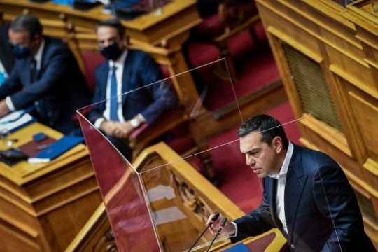 Σύγκρουση κορυφής για τον κλιματικό νόμο
