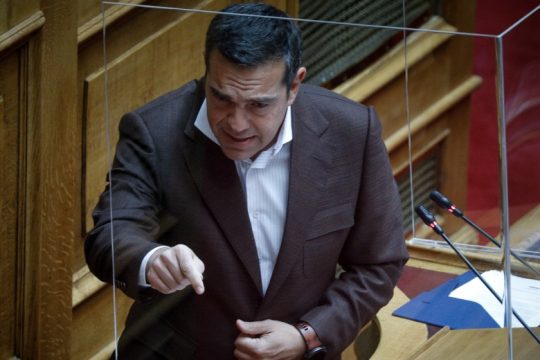 «Κλιματικός νόμος με παράθυρα ευκαιρίας για τα συμφέροντα που σας στηρίζουν»